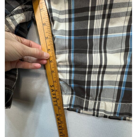 American Eagle Outfitters Mens Plaid Shorts Size 32 Black Gray Flat Front Casual - Picture 8 of 13